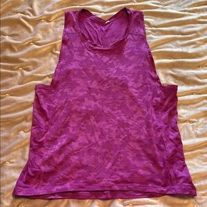 Lululemon Athletica Fuchsia Camo Sleeveless Relaxed Tank Top